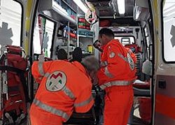 Ambulanza in ritardo per «colpa» della Cilentana: muore anziano