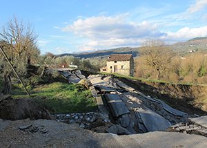 Sbloccati fondi per Cilentana ma tante strade Cilento ancora chiuse: il popolo si divide