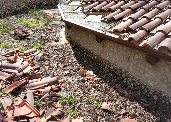 Raid nel rifugio del Comune, vandali devastano tutto