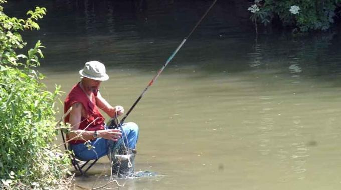 Si apre la pesca alla trota ma spuntano nuove regole: ecco quali