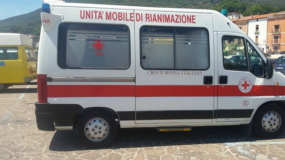 Uomo in mare, a Scario la simulazione del salvataggio