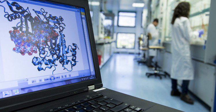 Vallo della Lucania, ricercatori dell’Iit al Parmenide: «La tecnologia può fare cose straordinarie, l’impensabile»