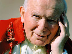 Il sangue di Papa Giovanni Paolo II nel Vallo di Diano, vescovo: «E’ come se accogliessimo il Santo»