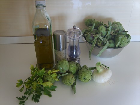 Farfalle con carciofi bianchi di Pertosa