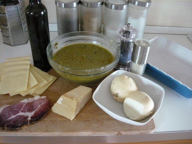 Lasagne con crema di carciofi e provola affumicata