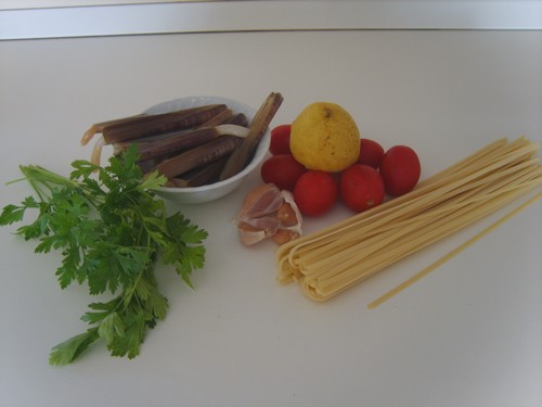 Linguine con cannolicchi al profumo di limone cilentano