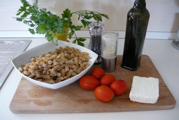 Pasta integrale all’insalata, fresca delizia estiva