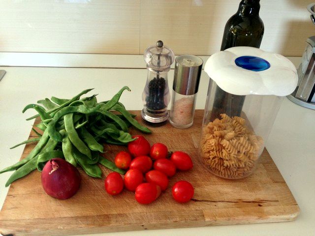 Taccole con riccioli e pomodorini, ricordi d’estate