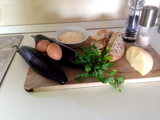 Polpette di melanzane, finger food o secondo piatto