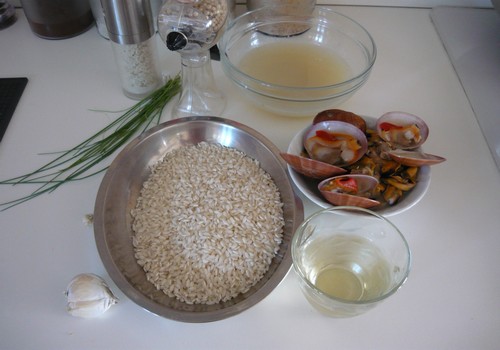 Risotto ai frutti di mare profumato ai fiori di aglio ursino