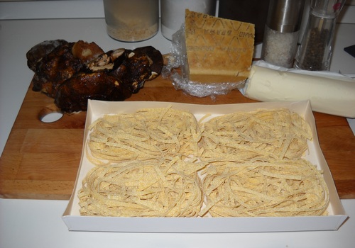 Tagliatelle, panna e funghi porcini, dal nord con sapore