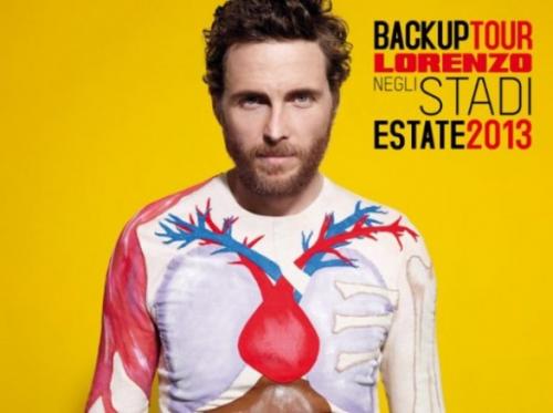 Jovanotti live ‘Backup 2013’, concerto evento tra megaset e ricordi: «A Palinuro inizio carriera con Cecchetto»