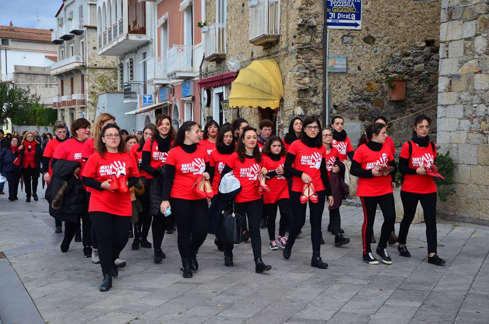 San Giovanni in marcia contro la violenza sulle donne