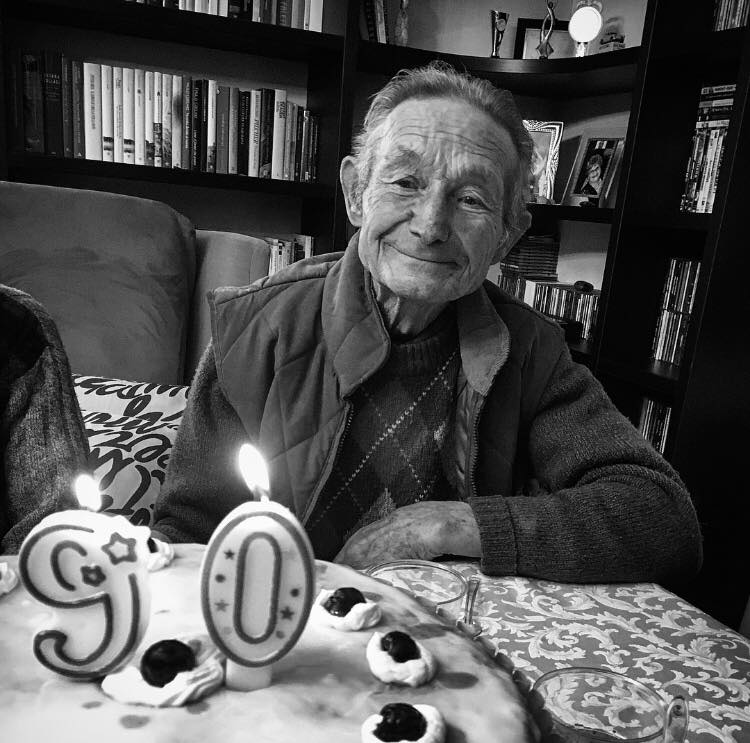 Mastro Felice compie 90 anni, gli auguri del nipote sono poesia