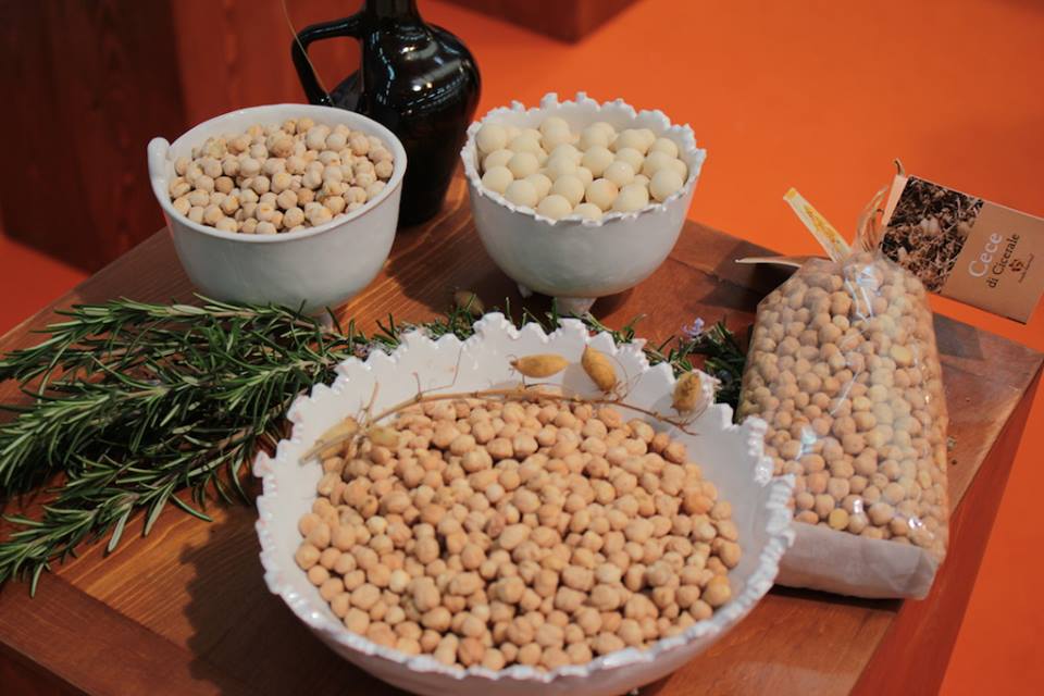 Alla scoperta dei ceci di Cicerale: segreti e ricette del legume del Cilento