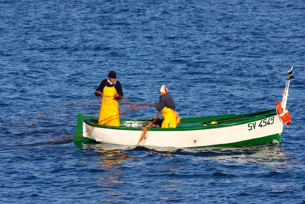 Cilento, il pescatore ‘senza nome’: «Rischiamo l’estinzione»