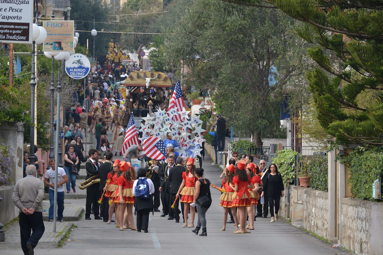 Carnevale del Cilento, edizione super: si sfila il 27 e il 28 aprile