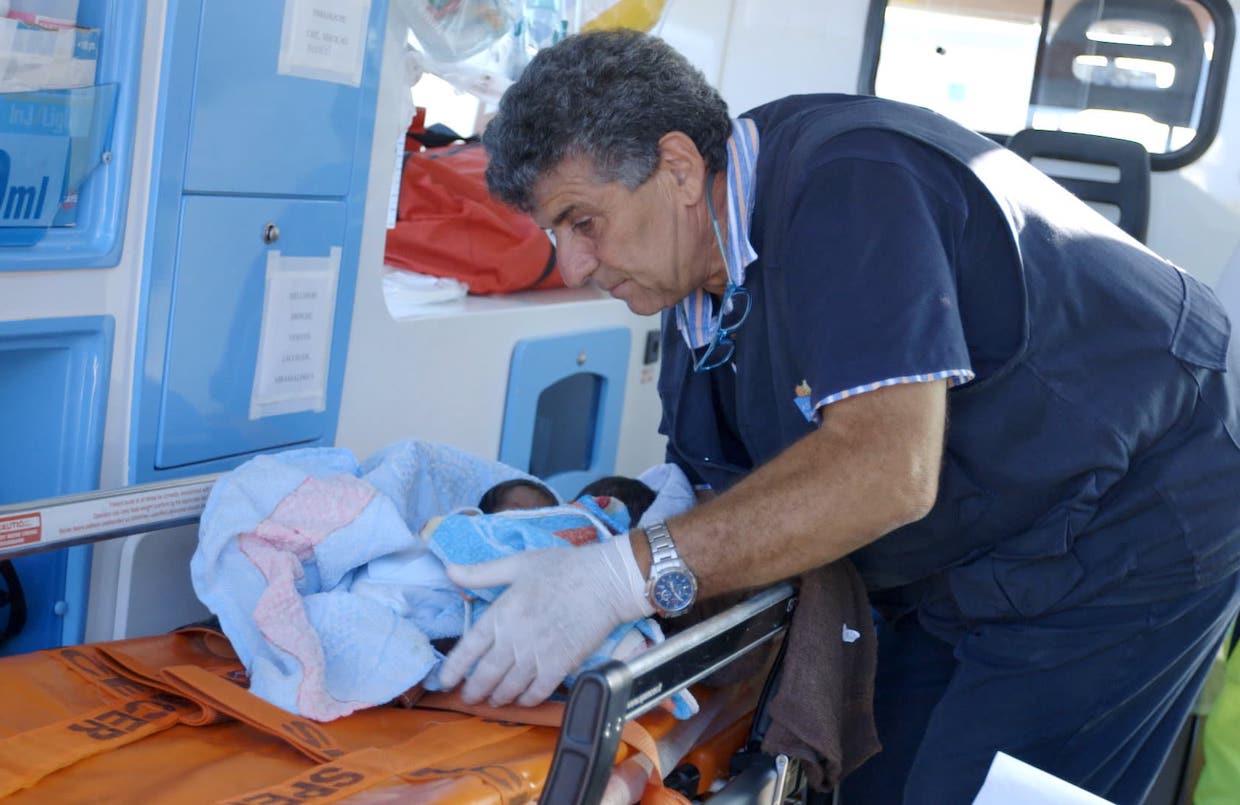 Ascea, Pietro Bartolo il medico di Lampedusa incontra la città di Parmenide