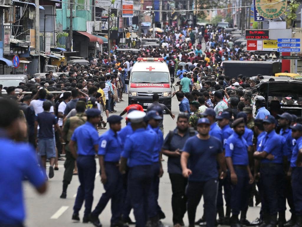 Esplosioni Sri Lanka, c’è figlia ex sindaco Camerota: «Abbiamo paura»