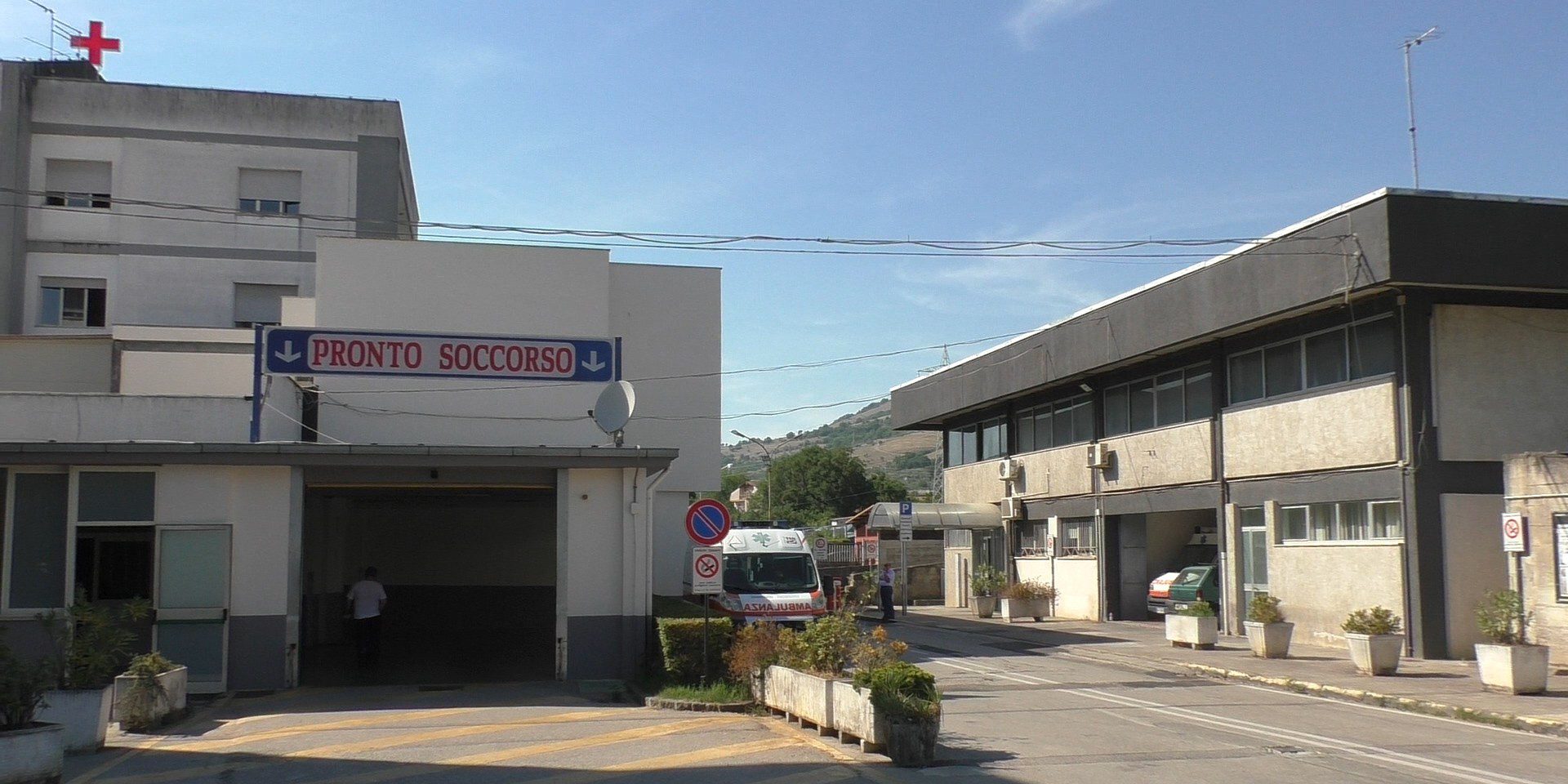 Covid, Fials: «Riaprire edificio contumaciale del Pronto soccorso dell’ospedale di Polla»