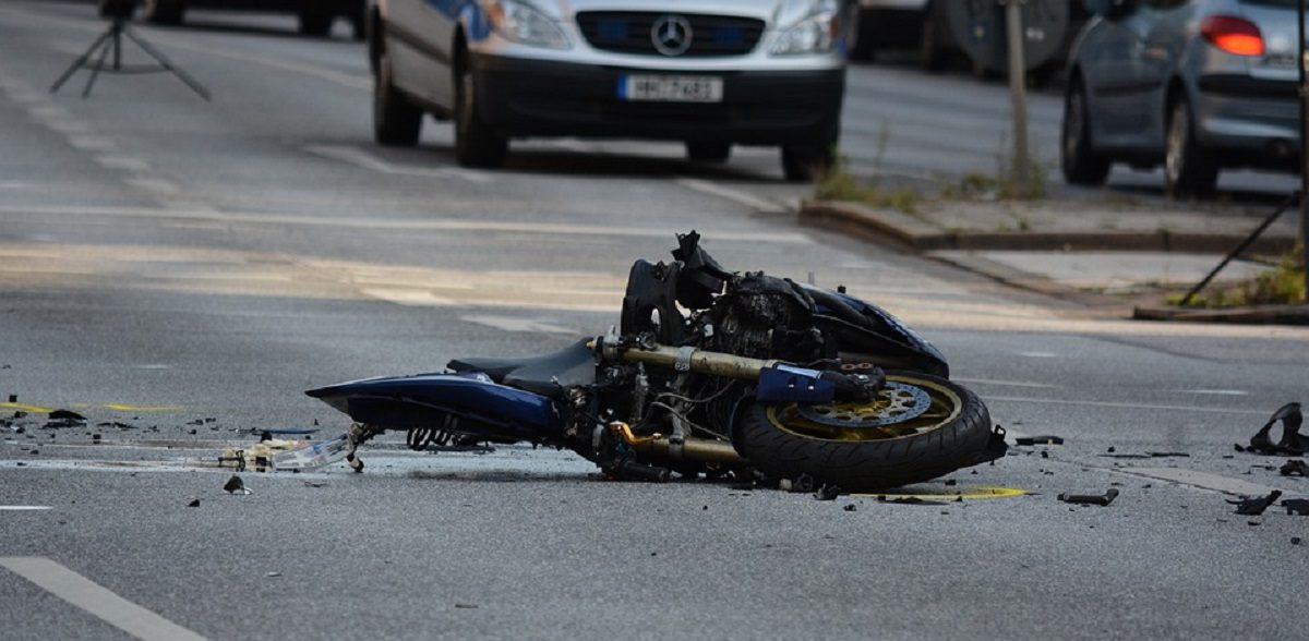 Scontro tra auto e moto, ferito centauro a Capaccio Paestum