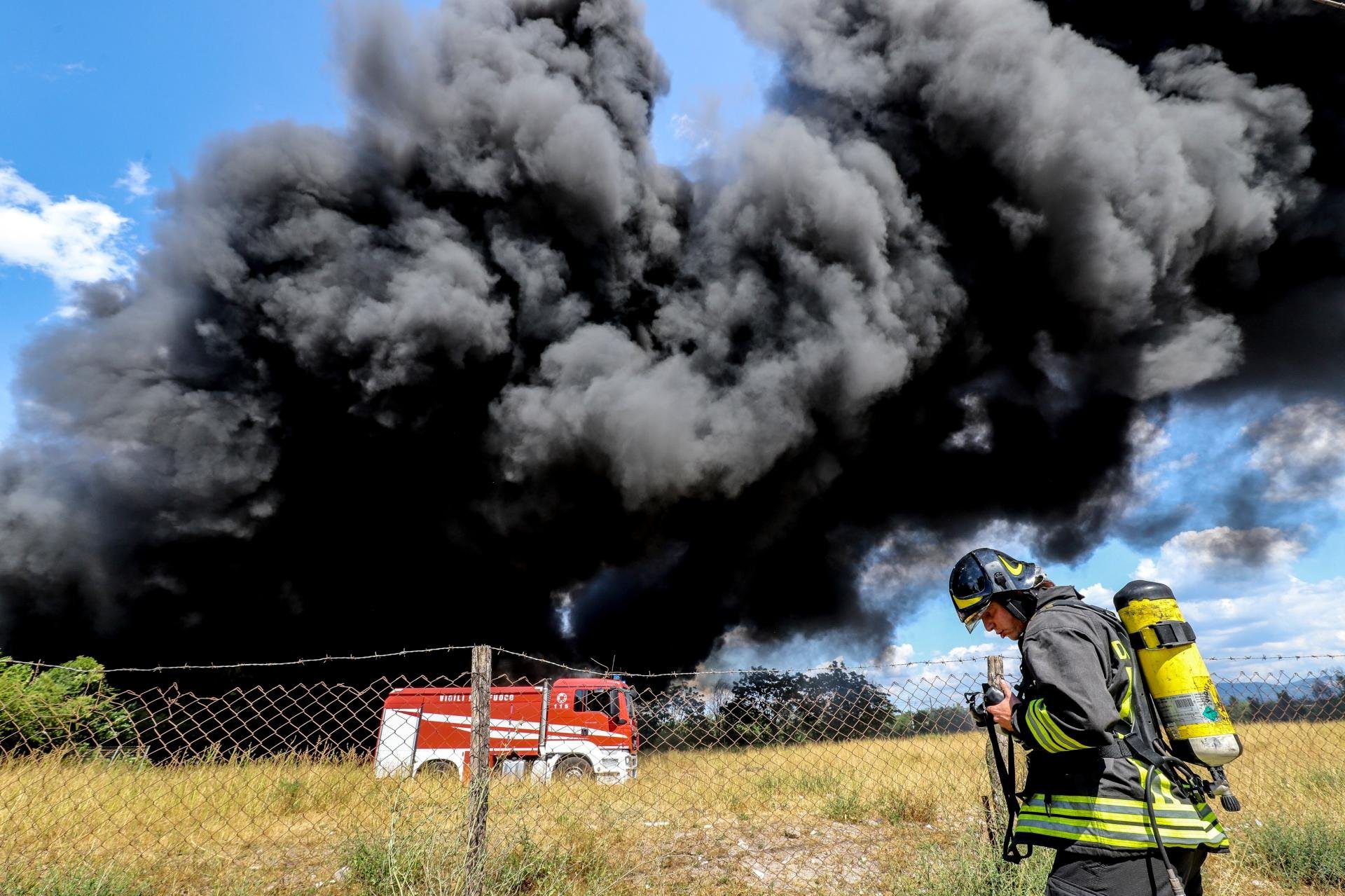 Esplosione fabbriche fuochi, 56 morti dal 2000: 4 anche nel Salernitano