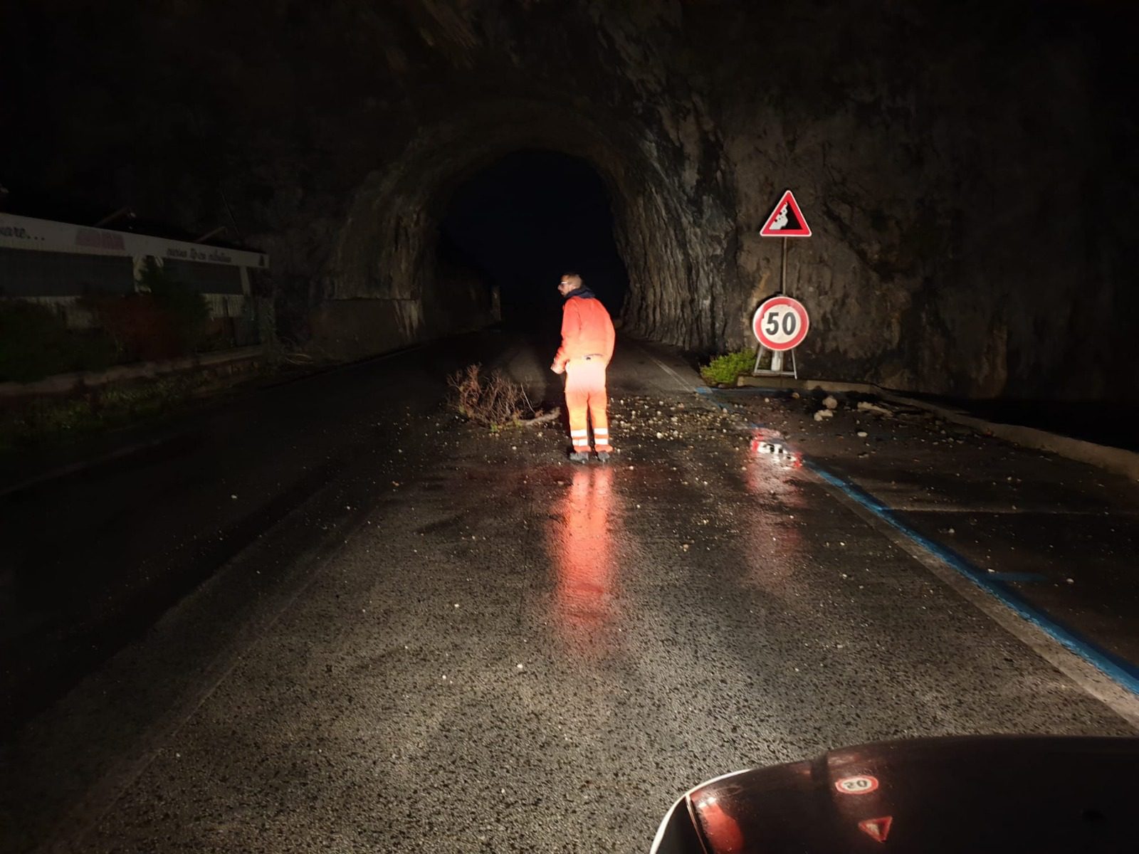 Cilento, mare troppo alto: rischio chiusura strade