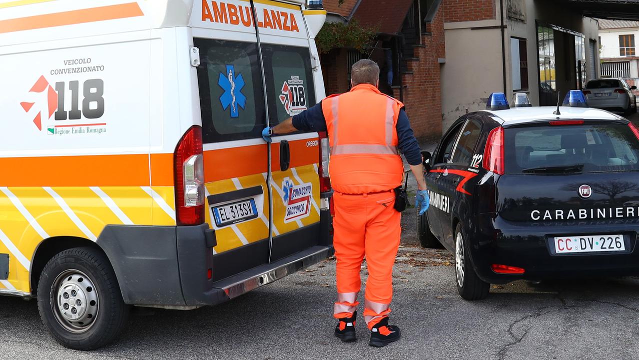 Sant’Arsenio: 65enne accusa malore, batte la testa e muore sul colpo