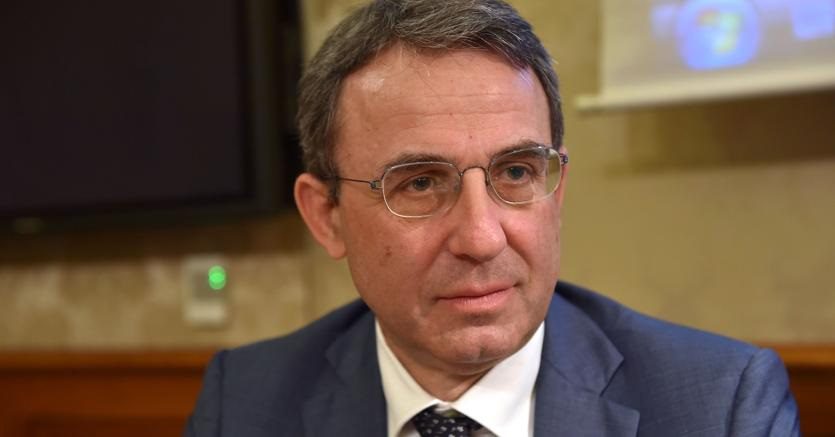 Il ministro Costa a Padula: presenterà le Zea, fiscalità di vantaggio nei parchi