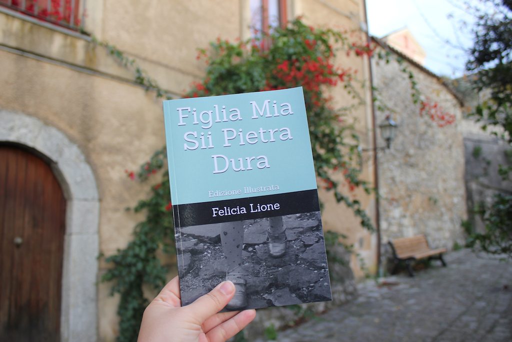 «Figlia mia, sii pietra dura», la poesia diventa illustrazione