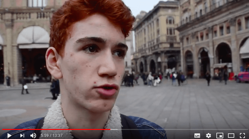 Fridays for Future, la protesta a Bologna nel documentario di un giornalista cilentano