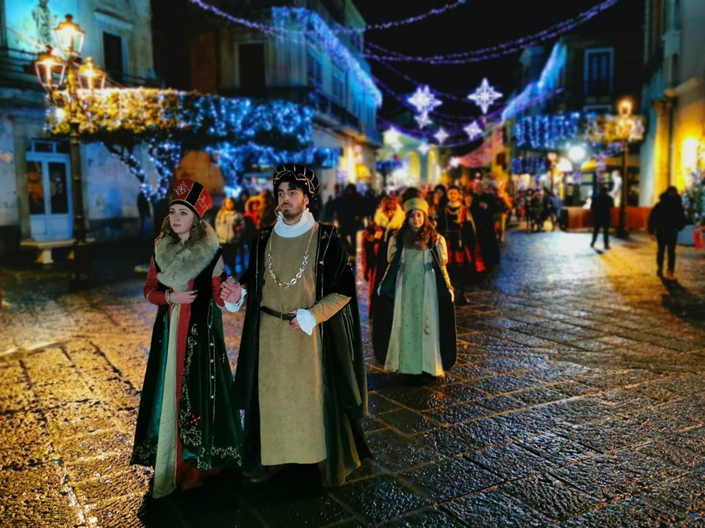 Teggiano, ‘Alla tavola della principessa Costanza’ batte anche la neve