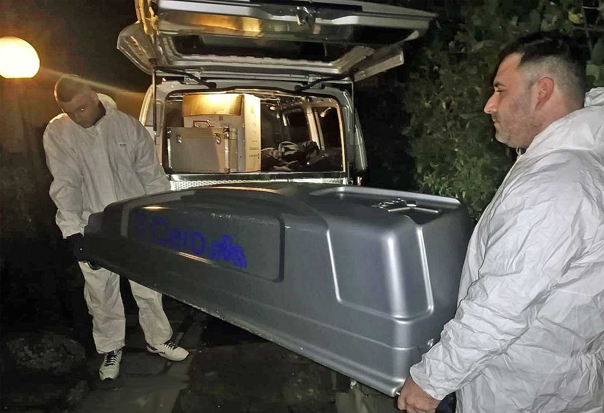 Cilento, donna scoperta cadavere: s’indaga