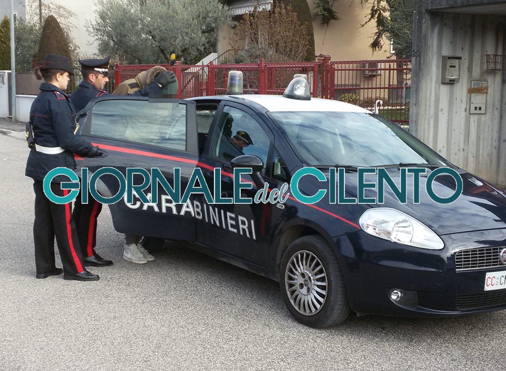 Cilento, ubriaco picchia i genitori: fermato