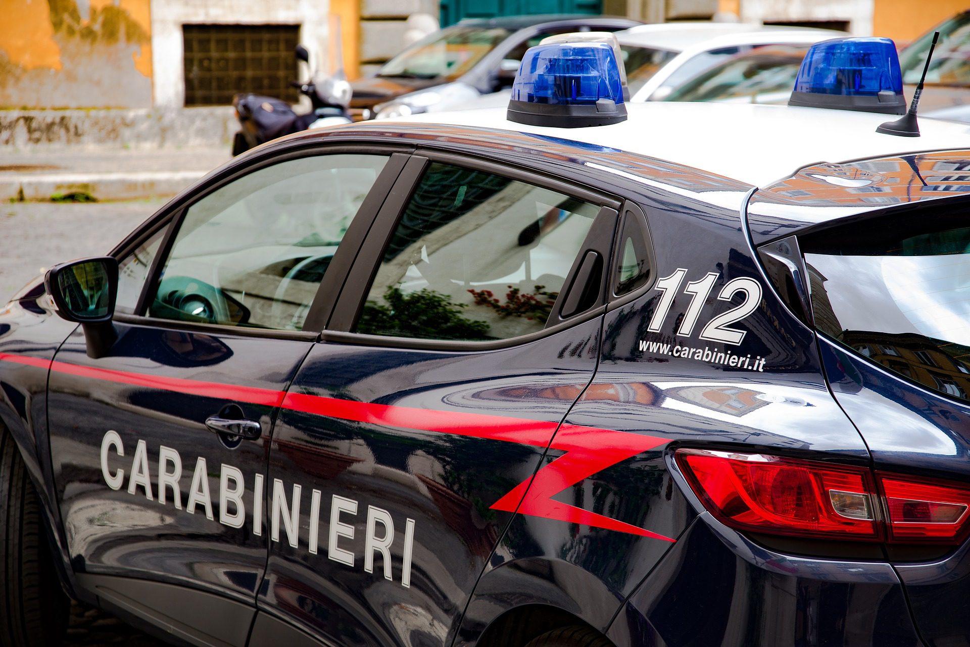 Pisciotta, tenta di entrare in casa di un’anziana, ma lei avvisa i carabinieri: fermato