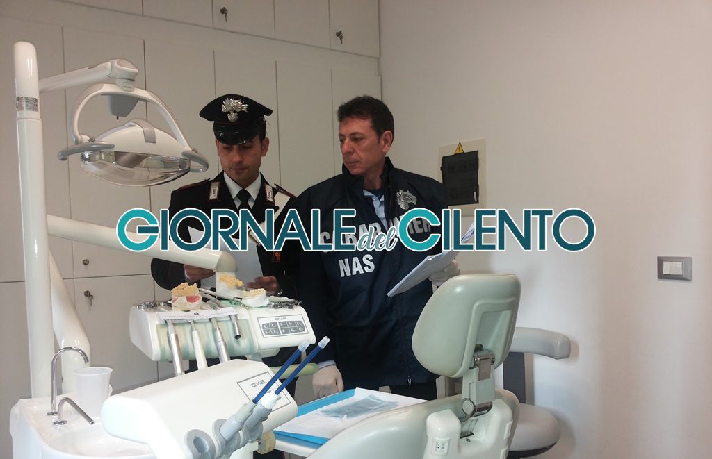 Cilento, sigilli a studio dentistico: due nei guai