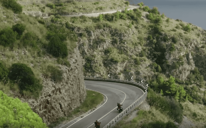 Ducati Multistrada 950, il nuovo spot è girato tra Sapri e Maratea