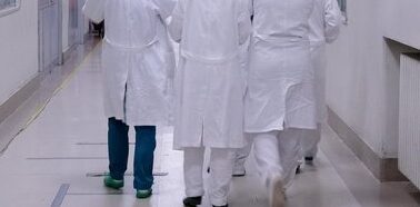 Mancano medici e infermieri: l’appello dei sindaci del Vallo di Diano