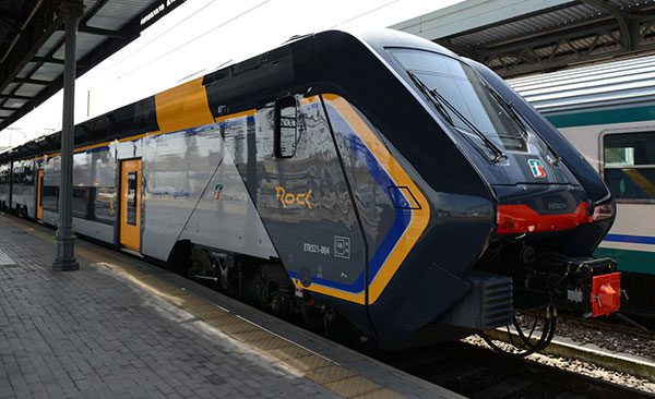 Treni “rock” sulla tratta ferroviaria Napoli-Sapri