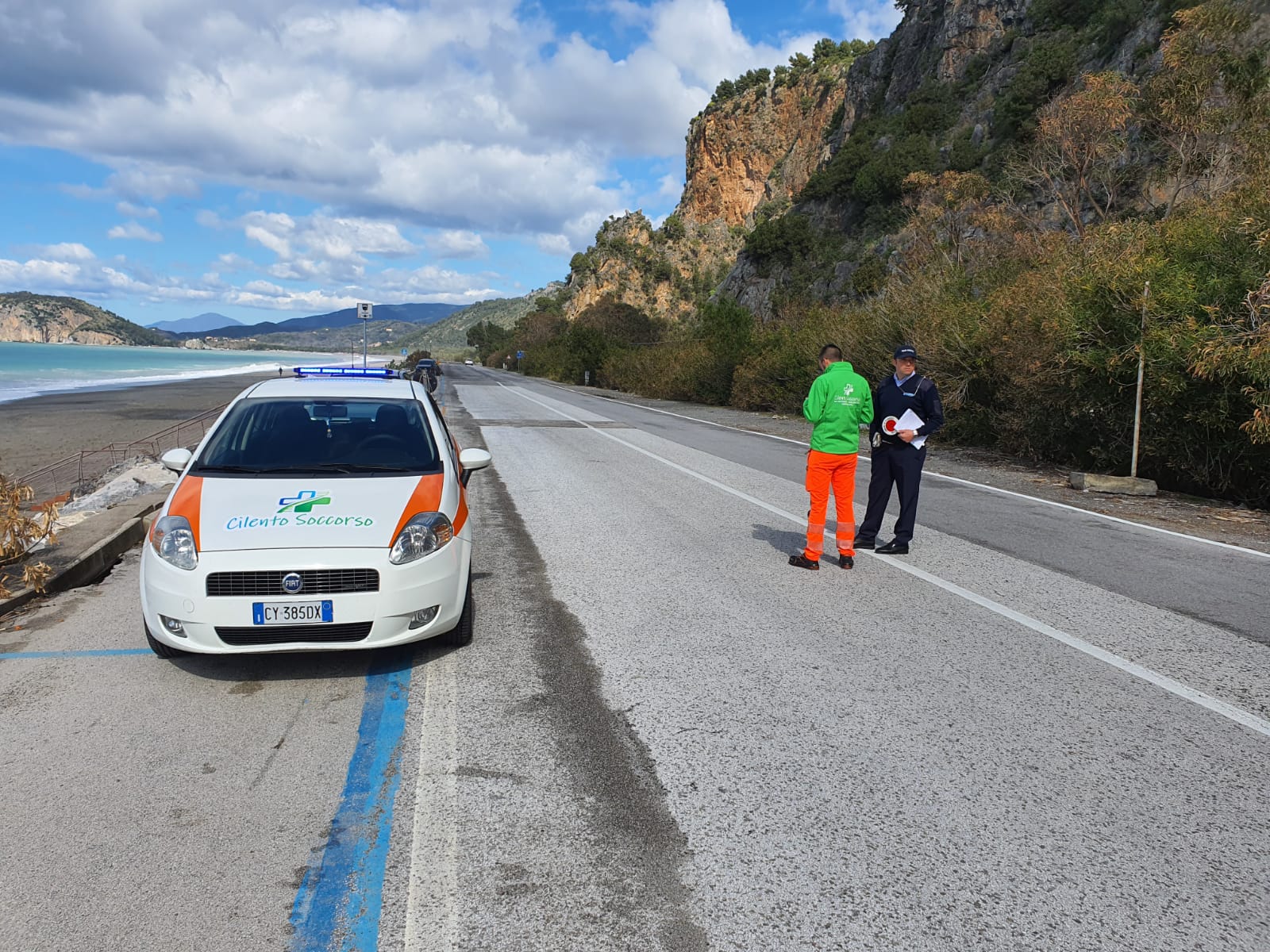 Coronavirus, blindata Camerota: posti di blocco per fermare chi scende dal nord