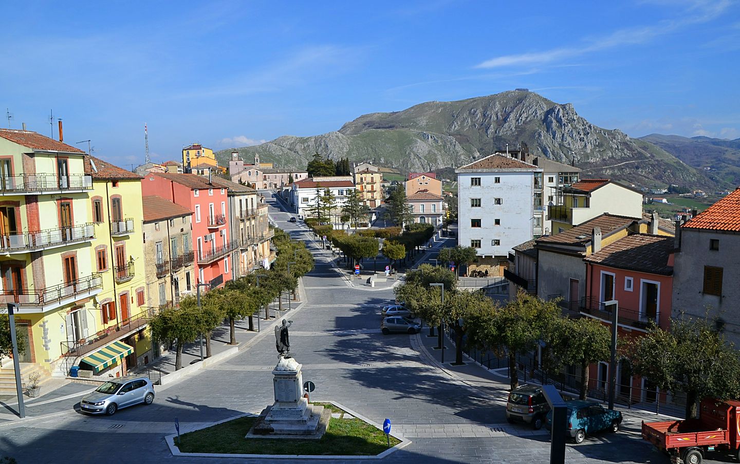 Caggiano blindata, sindaco chiede giga illimitati e minuti illimitati