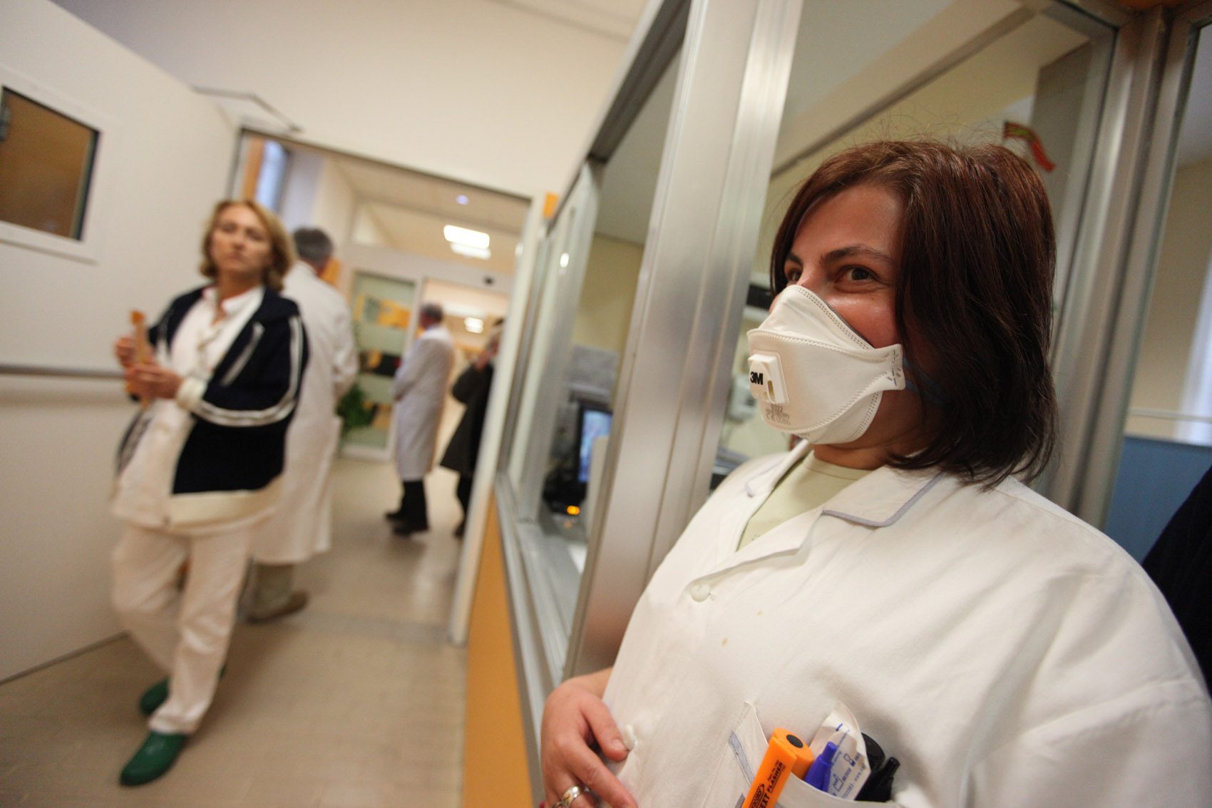 Coronavirus, l’appello: «Mancano dispositivi di protezione per infermieri»