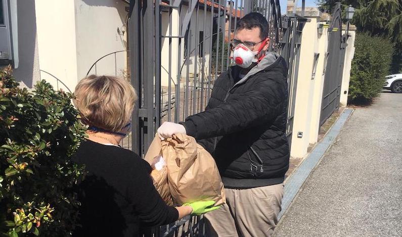 Coronavirus: Campania, asporto e consegna cibi. Battaglini: «Servono certezze»