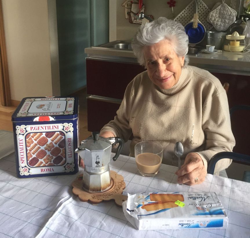 Coronavirus, fase 2: colazione a domicilio per i nonni di Sassano