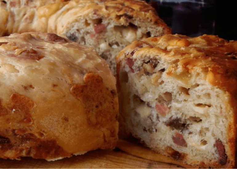 Casatiello e pizza chiena, tutte le torte salate per Pasqua