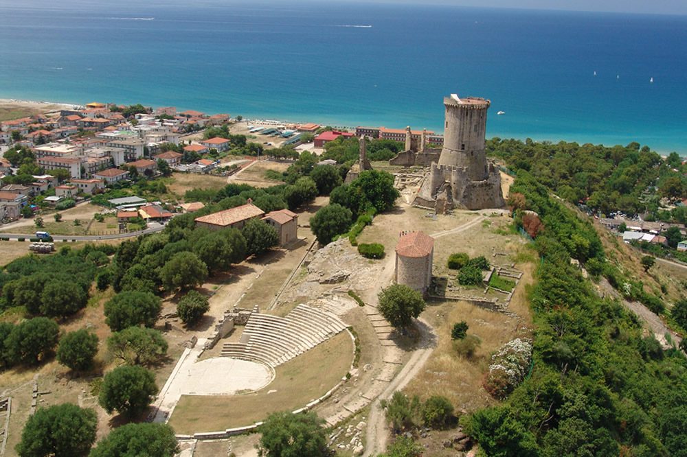 Velia, visitatori in aumento nel sito archeologico