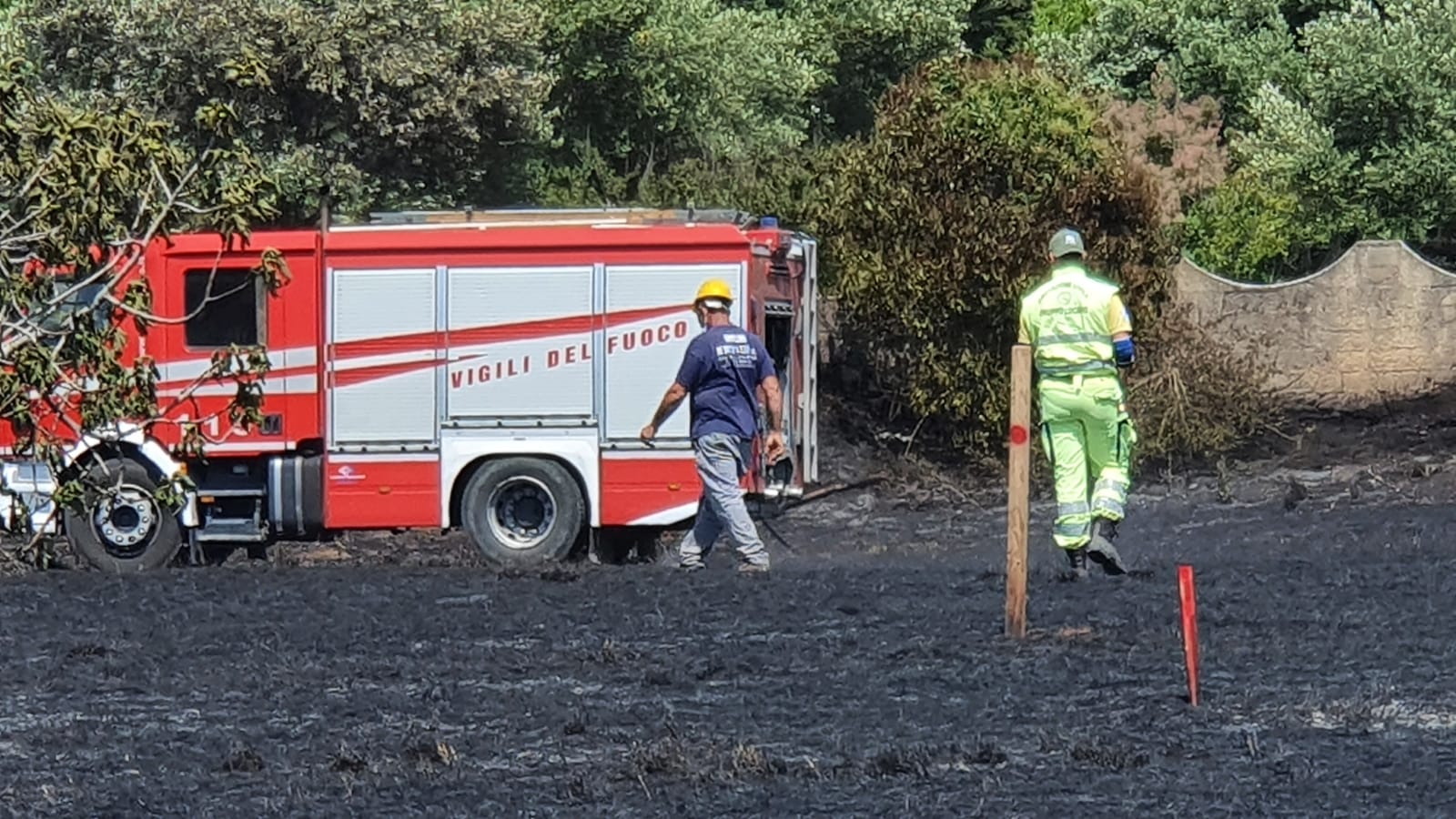 Fiamme a Castellabate, è il terzo incendio in tre giorni