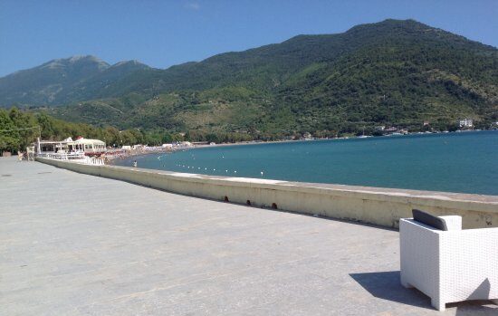 Sapri, sindaco ordina divieto di balneazione sul Lungomare