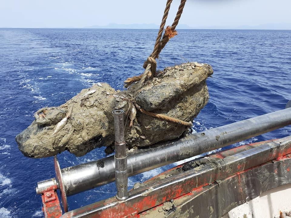 Castellabate, il mare restituisce i rottami di un aereo della seconda guerra mondiale