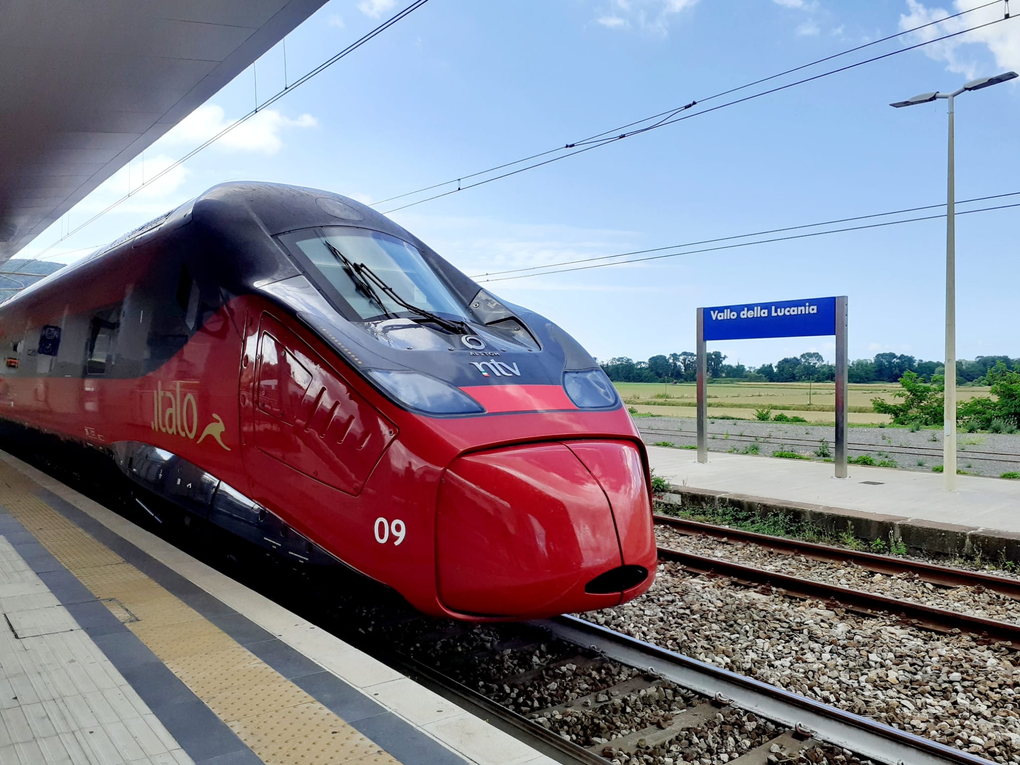 Estate, nel Cilento l’alta velocità è doppia: dopo Frecciarossa arriva Italo